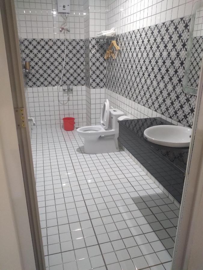 Khach San Hoang Gia Otel Bac Lieu Dış mekan fotoğraf